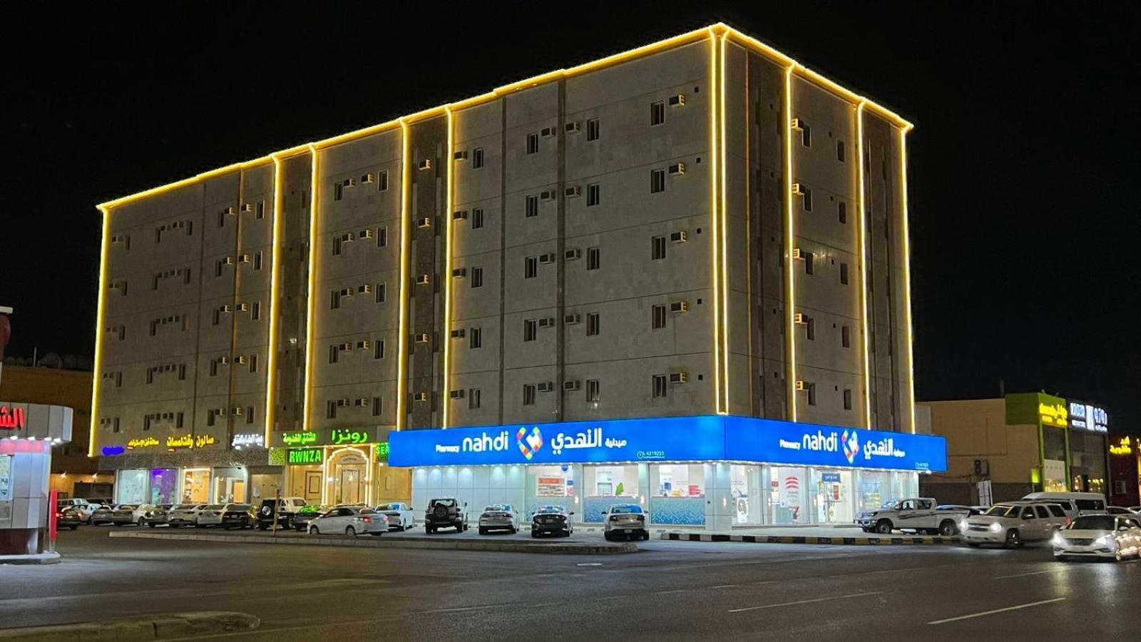 رونزا للوحدات السكنية المفروشة Rwnza Hotel Apartments 타부크 외부 사진